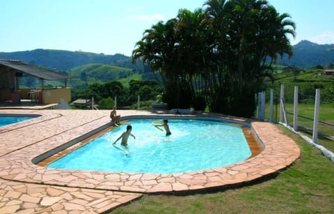 2 outdoor pools