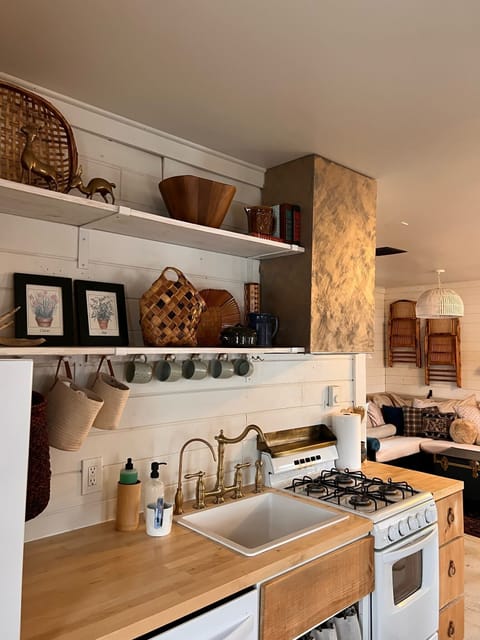 83257d6b-8fa8-4a35-a2c1-e08bc0776ed6