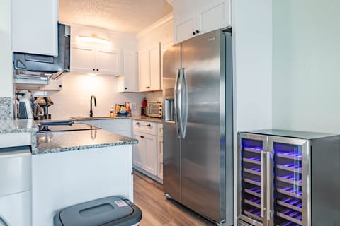 Expanded Kitchen - New Kitchen Cabinets granite Counter Tops All New High End Appliances