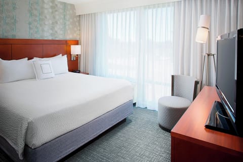 Larger King Room with Sofa Bed | Desk, blackout drapes, iron/ironing board, free cribs/infant beds