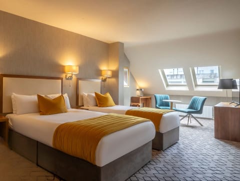 Standard Triple Room, 1 Bedroom | In-room safe, iron/ironing board, free WiFi, bed sheets