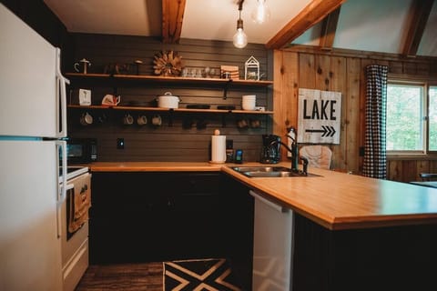 256228a0-a015-4d99-9d69-f1b2323def16