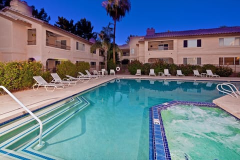 Relaxing heated pool and hot tub area!