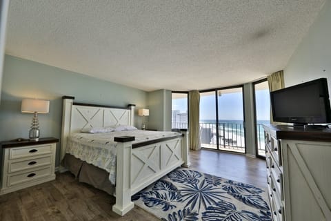 Master bedroom with beautiful views of the Gulf.