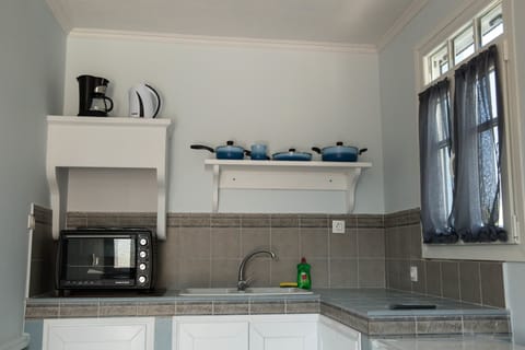 Villa, 2 Bedrooms, Terrace | Private kitchen | Fridge, oven, stovetop, coffee/tea maker