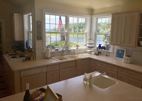 Beautiful views of the Mill Pond and Green Lake.