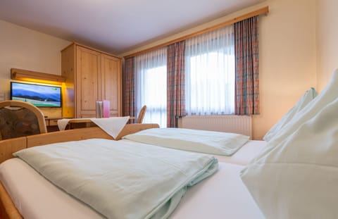 Family Room, 2 Bedrooms | Free rollaway beds, bed sheets