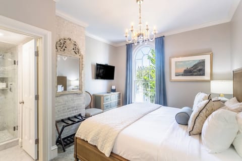 Room 6 | Individually decorated, individually furnished, blackout drapes