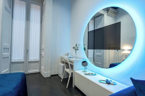 1 bedroom, in-room safe, desk, blackout drapes
