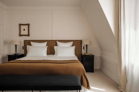 Suite | Premium bedding, minibar, in-room safe, desk