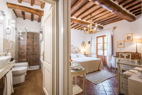 Superior Double Room | Minibar, in-room safe, desk, free WiFi