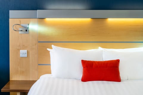 In-room safe, desk, iron/ironing board, free WiFi