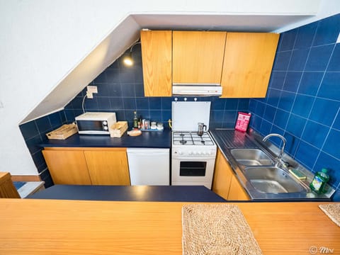 Apartment, 2 Bedrooms, Balcony | Private kitchen | Full-size fridge, microwave, oven, stovetop
