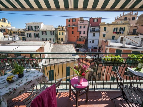 Apartment, 2 Bedrooms, 2 Bathrooms | Terrace/patio