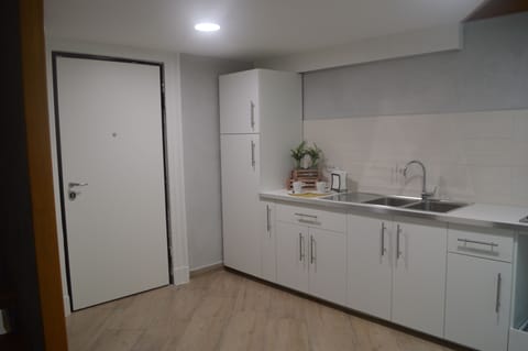 Superior Condo | Private kitchen | Fridge