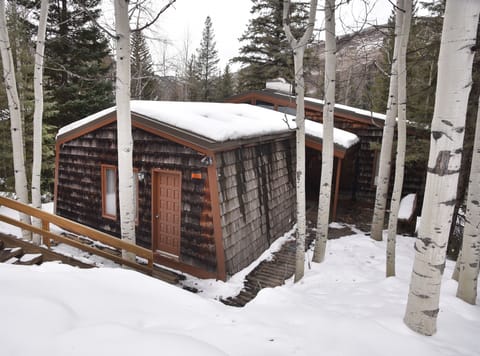 House, 4 Bedrooms | Exterior
