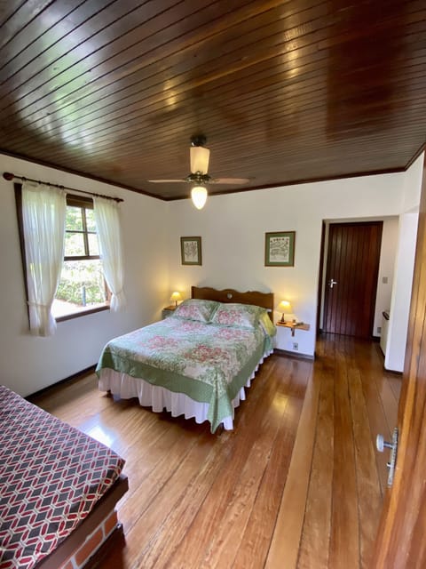 Standard Quadruple Room | Minibar, free cribs/infant beds, free WiFi