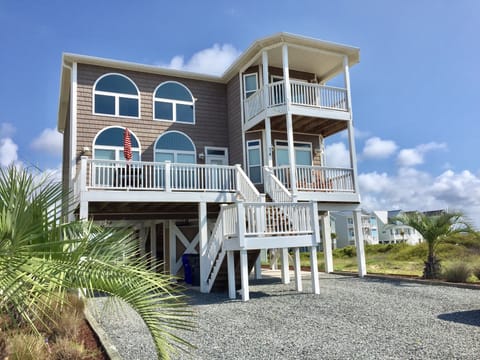 Paradise 5 bedroom house w private pool ...