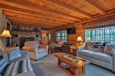 McGaheysville Vacation Rental | 4BR | 3BA | 3,037 Sq Ft | Stairs Required
