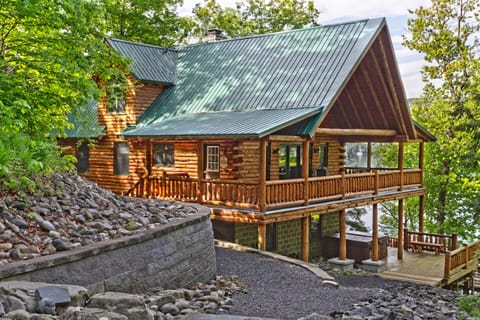 Paul's Cabin