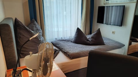 Economy Single Room (Einzelzimmer Economy)