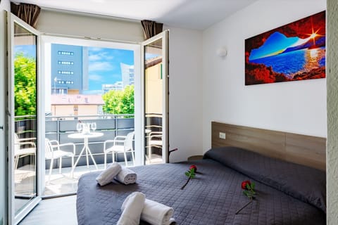 Superior Room | In-room safe, free WiFi, bed sheets