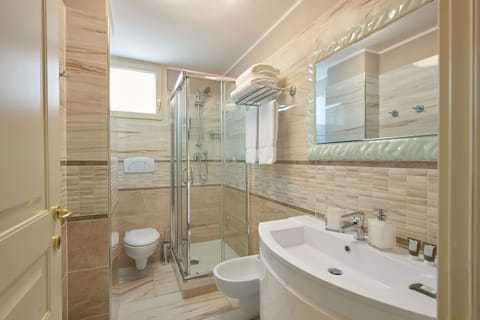 Standard Double Room | Bathroom | Shower, free toiletries, hair dryer, slippers