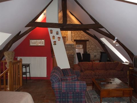 Family Suite | Living area | Flat-screen TV