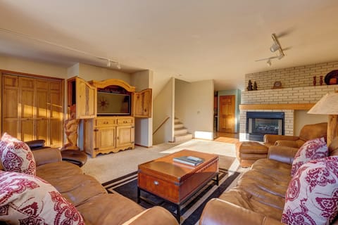 House (3 Bedrooms) | Exterior