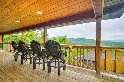 Gatlinburg Vacation Rental | 2BR | 2BA | 1,800 Sq Ft | 2 Steps Required to Enter