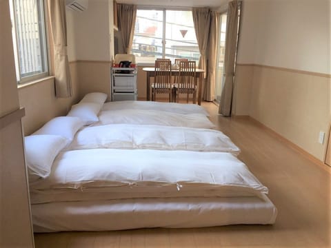 Family Room | WiFi (free)