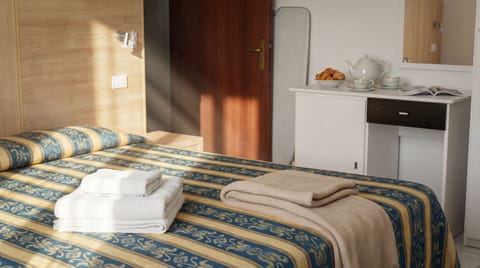 In-room safe, desk, free WiFi, bed sheets