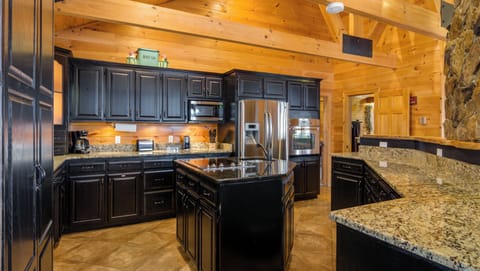 Chef’s dream! Center island kitchen, granite countertops, SS appliances, 2 sinks
