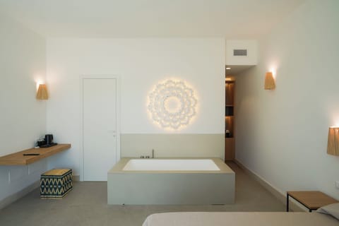 Junior Double Room | 1 bedroom, premium bedding, down comforters, minibar