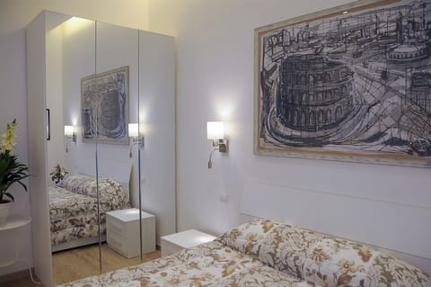 Double Room, Private Bathroom (#5 Sport) | In-room safe, desk, laptop workspace, soundproofing