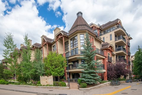 Condo, 5 Bedrooms | Exterior