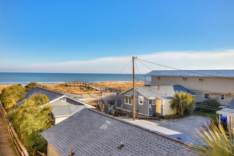 Sand Pebbles C14-large-001-002-View-1498x1000-72dpi