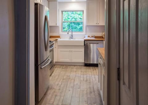 Bright and Light Kitchen