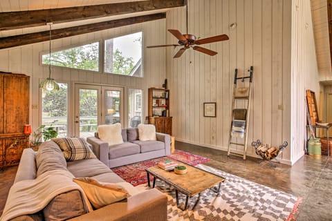 Athens Vacation Rental | 4BR | 3BA | 3,000 Sq Ft | Step-Free Access