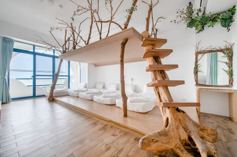 Family Room with Sea View | Soundproofing, free WiFi, bed sheets