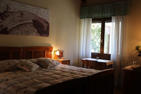 Classic Double or Twin Room (Quercia) | Premium bedding, desk, soundproofing, free WiFi