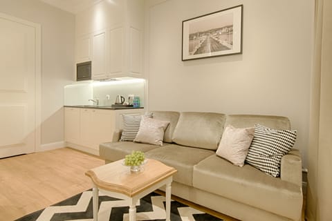 Apartment, Balcony | 1 bedroom, premium bedding, soundproofing, iron/ironing board