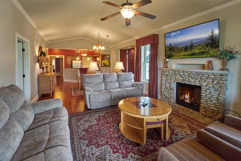 Spacious Area Including Kitchen Dining Area and Living Area With Vaulted Ceiling