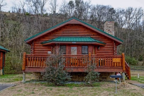 Honeymoon Cabin