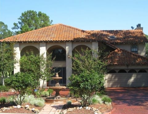 Front view of lake house