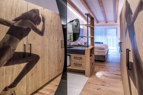 Double Room | In-room safe, blackout drapes, soundproofing, free WiFi