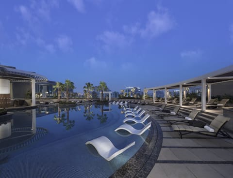 Exercise/lap pool