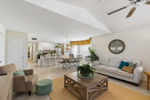 Near Disney: Mickey's Amazing Adventure! Private Home | 4 bedrooms, individually decorated, iron/ironing board