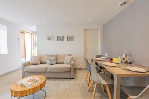Living and dining room