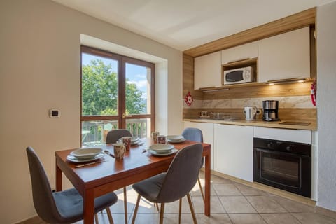 Kitchen and dining area